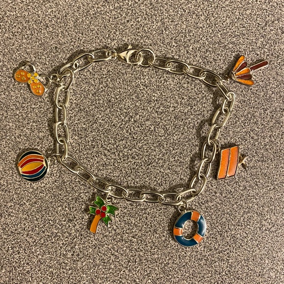 Silver bracelet with enamel beach charms. - Picture 7 of 7